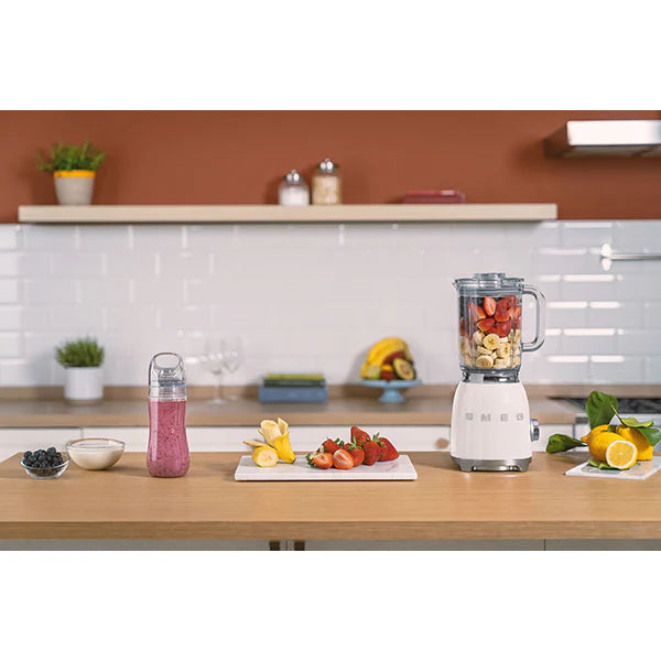 Blender 1,5 L 800 W BLF03WHEU blanc Smeg