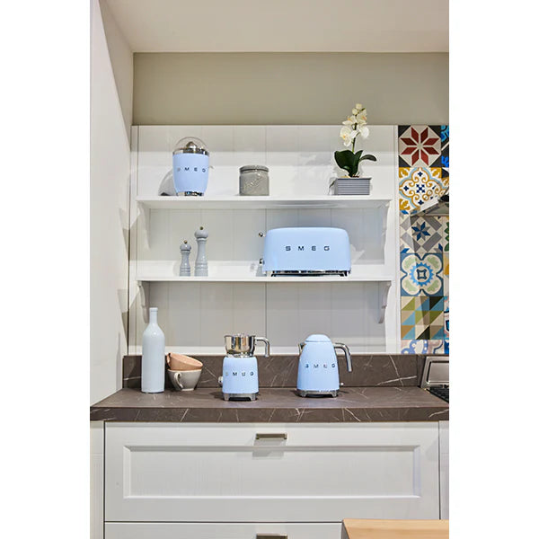 Bouilloire Bleu Azur 1,7 L 2400 W KLF03PBEU Smeg