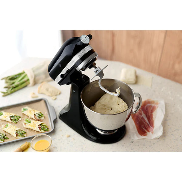 Robot artisan noir 5KSM175PS avec accessoires supplémentaires Kitchenaid