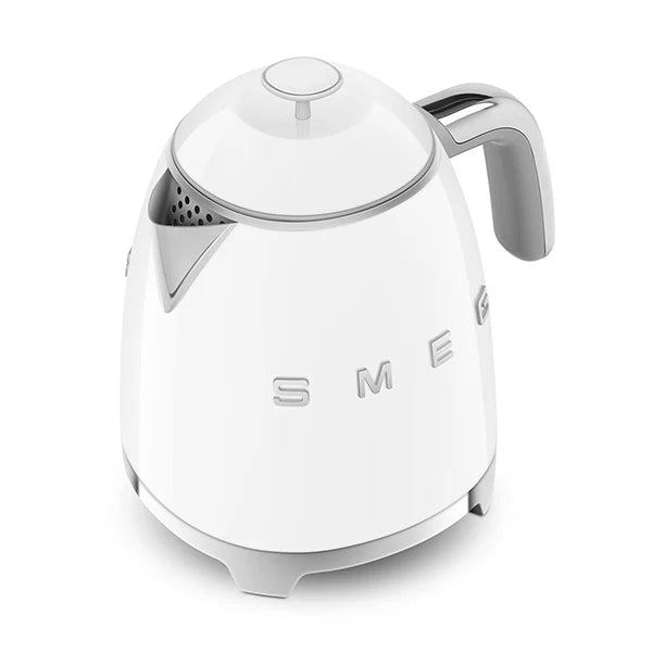 Mini bouilloire 0,8 L 1400 W KLF05PBEU blanc Smeg