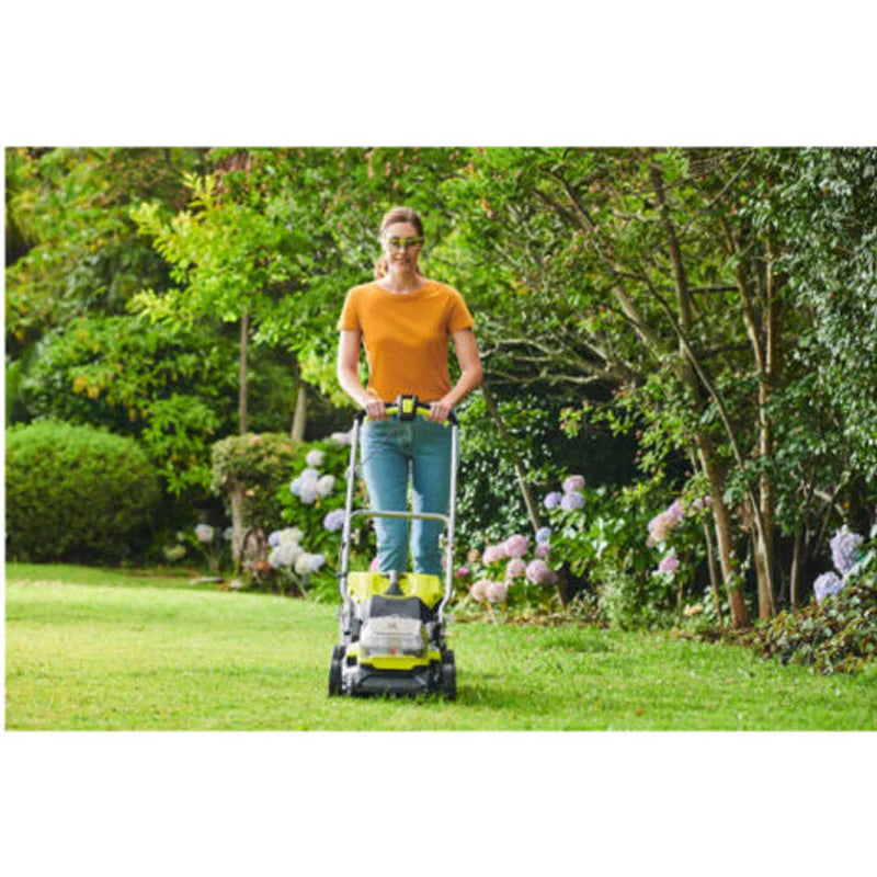 Tondeuse RY18LMX40A-240 18V ONE+™ Brushless Ø 37 cm avec 2 batteries 4Ah