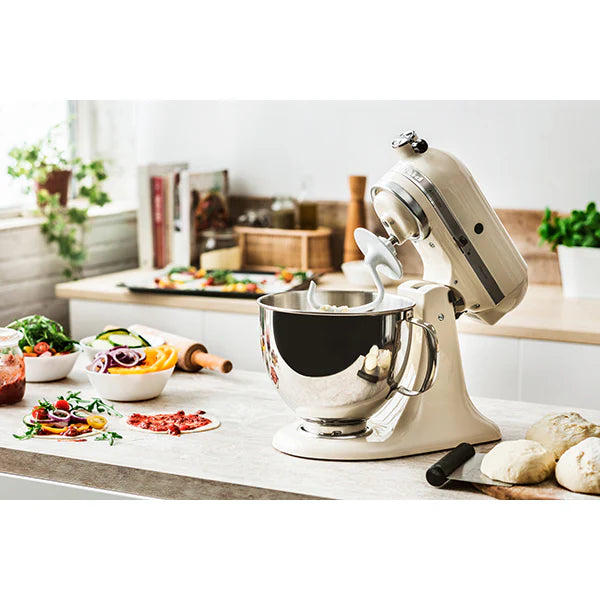 Robot artisan crème 5KSM175PS avec accessoires supplémentaires Kitchenaid