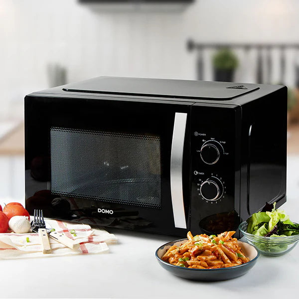 Four micro-ondes 30 L 900 W DO23001 Domo