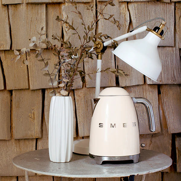 Bouilloire crème 1,7 L 2400 W KLF03CREU Smeg