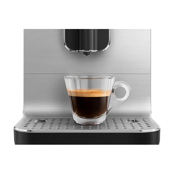 Machine à café avec broyeur intégré 7L 1350W BCC11BLMEU Smeg