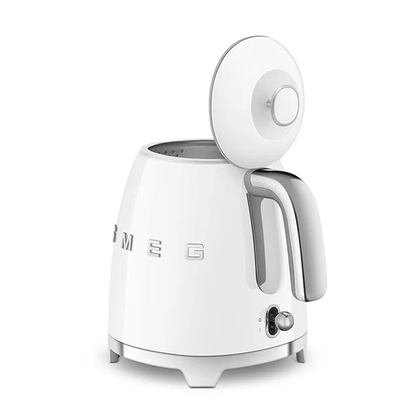Mini bouilloire 0,8 L 1400 W KLF05PBEU blanc Smeg