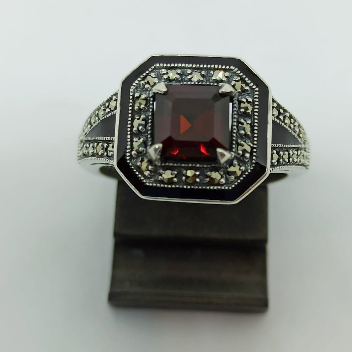Bague Mélinda Grenat