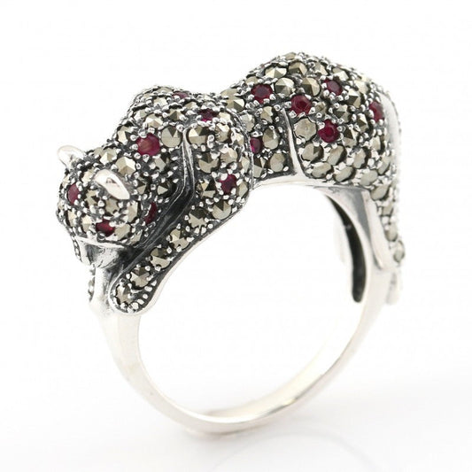 Bague Féline rubis
