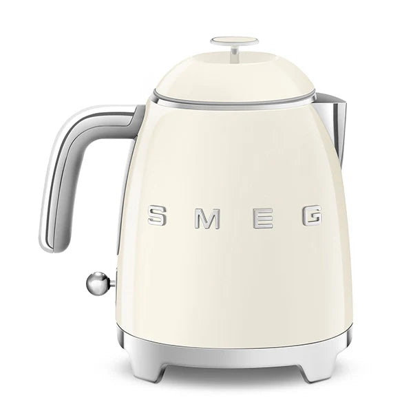 Mini bouilloire 0,8 L 1400 W KLF05CREU crème Smeg