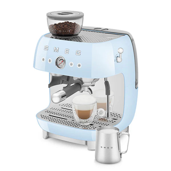 Machine à café expresso 2,4 L 1650W EGF03PBEU  Smeg